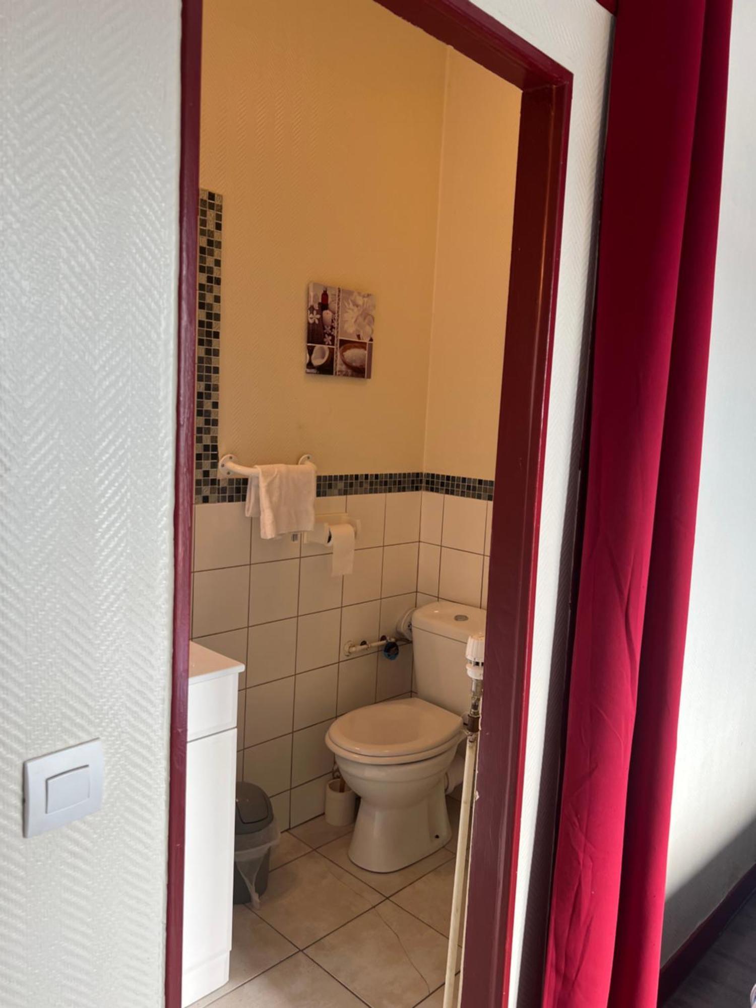 Hotel Des 2 Gares Осер Экстерьер фото