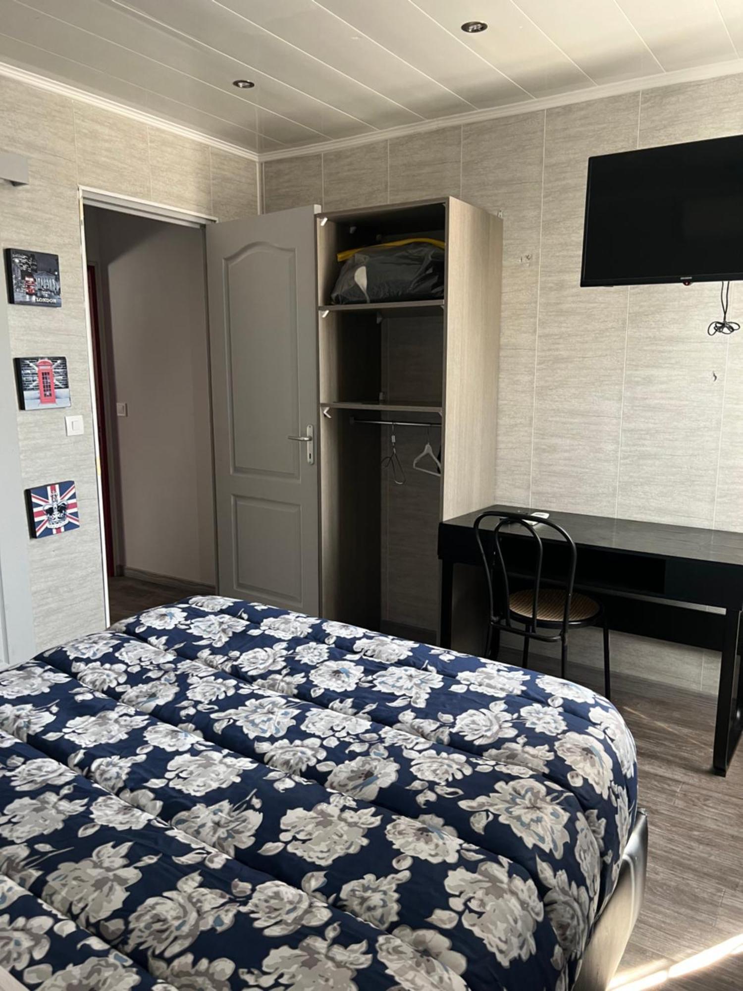 Hotel Des 2 Gares Осер Экстерьер фото