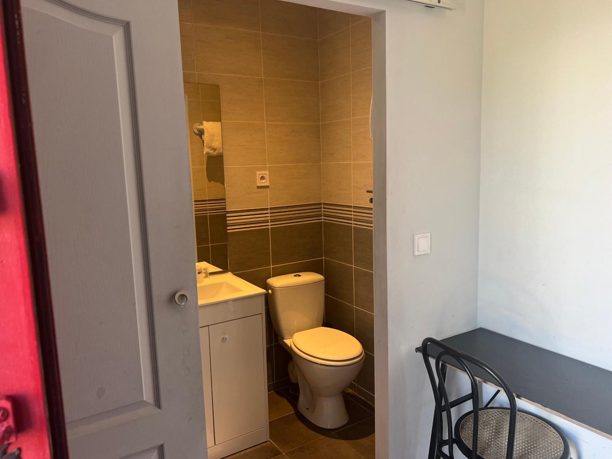 Hotel Des 2 Gares Осер Экстерьер фото